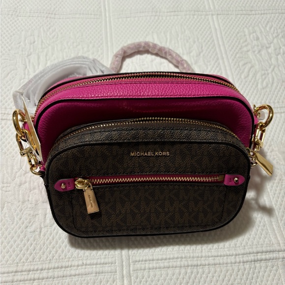 MICHAEL KORS SIGNATURE JET SET 2IN 1 POUCH CROSSBODY SHOULDER BAG - Picture 3 of 9